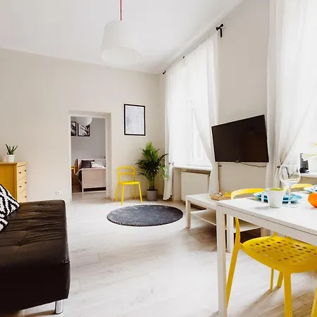 Wawel Castle / Stradomska 5a Apartment Krakow