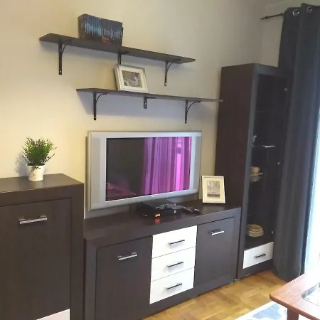 Apartament Rezedowa *