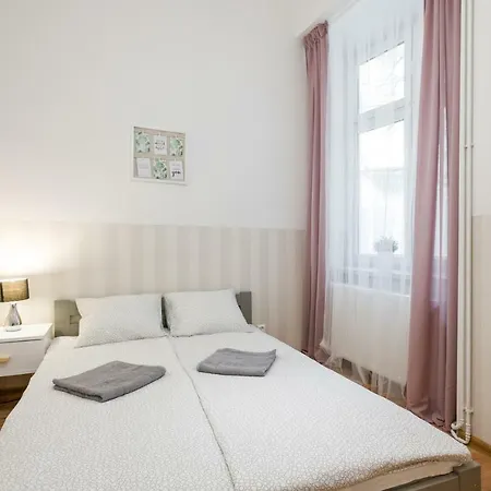 Apartment Xxl Old Town 24 H - Check In, Wi-fi *