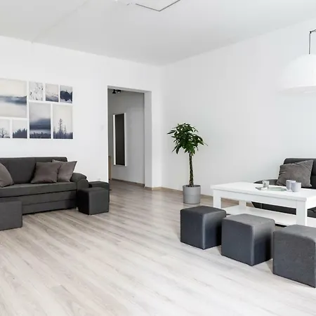 Tomasza 20 140m2 Apartment