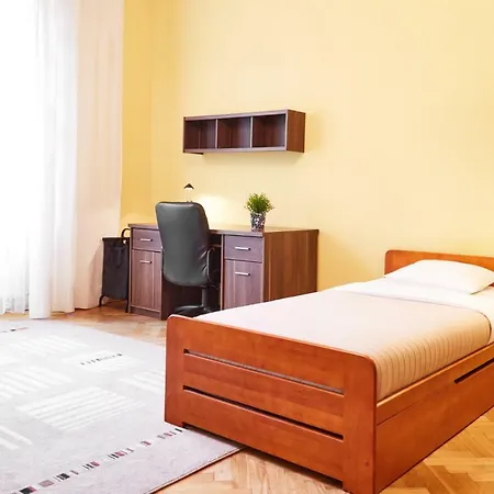Apartment Calm Pedzichow Street
