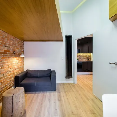 Old Town, Loft Style Apartment *