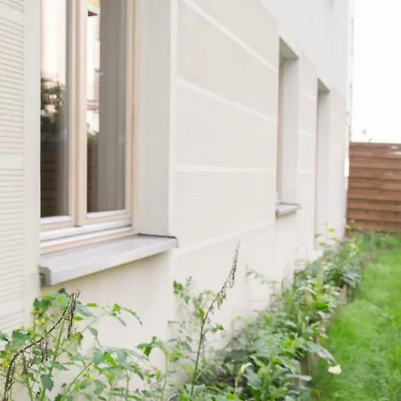 Private Garden In Center P4you Pl Apartment *