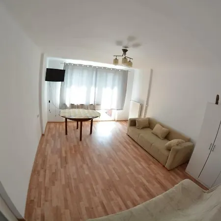 Ul. Ugorek Kolo Areny * Krakow