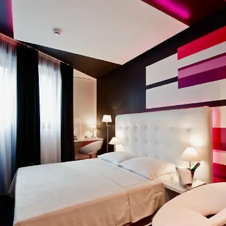 Western Old Town 3* Krakow