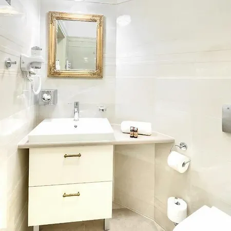 Pod Baranem Apartment *