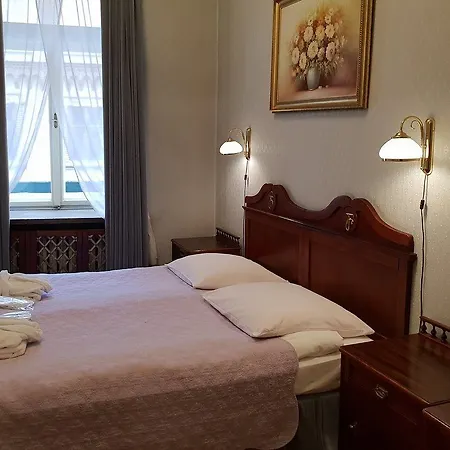 H15 Francuski Old Town - Destigo Otel