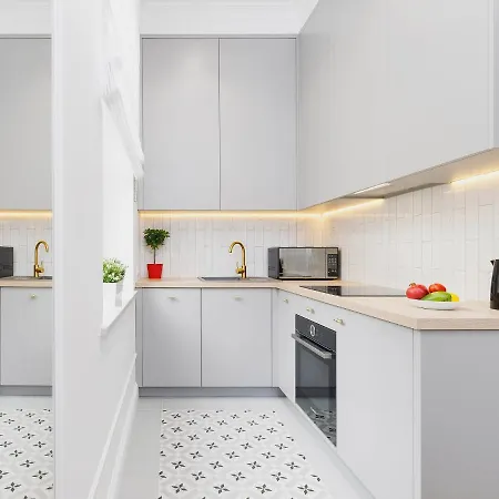 Centre Apartments-old Town Apartment *