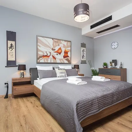 Апартаменты Inpoint Spacious Near Main Square & Kazimierz District