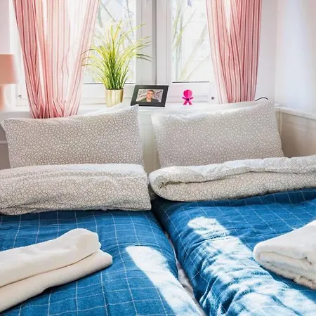 Apartment White Beds - For 6 People In The Center Krakow