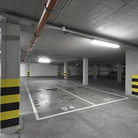 Schindler’s Factory Zabłocie Deluxe Wawelofts *