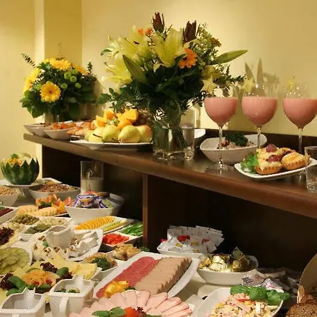 Ascot Premium Hotel 4*