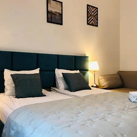 Aparthotel Amber Guest 2*