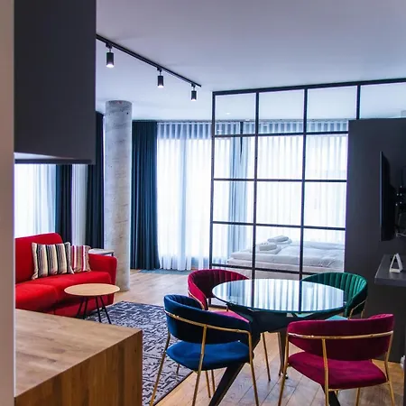 Aparthotel Inspire Miodova 4*