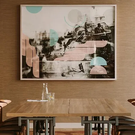 Hotel Puro Stare