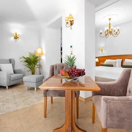 Lejlighedshotel Ventus Rosa Boutique 4*