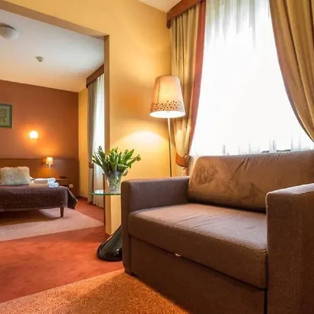 Classic Hotel 3*