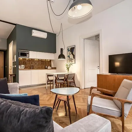 Relaks Apartment *