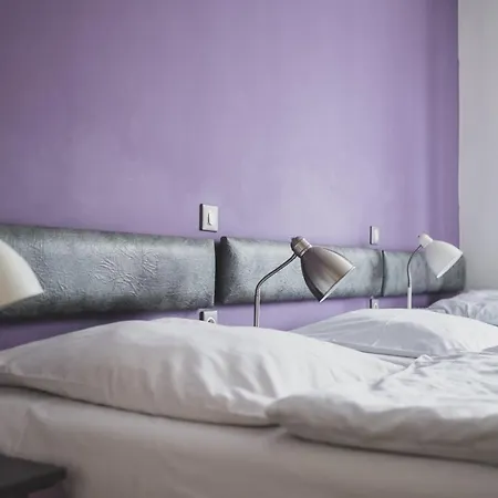 Cybulskiego Guest Penzion 3*