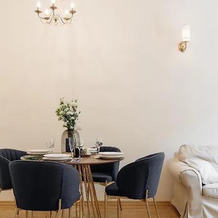 Hamptons By Loft Affair *