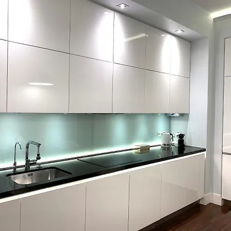 Aparthotel Mondrian Luxury & Old Town