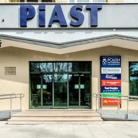 Piast Studenckie Hotel