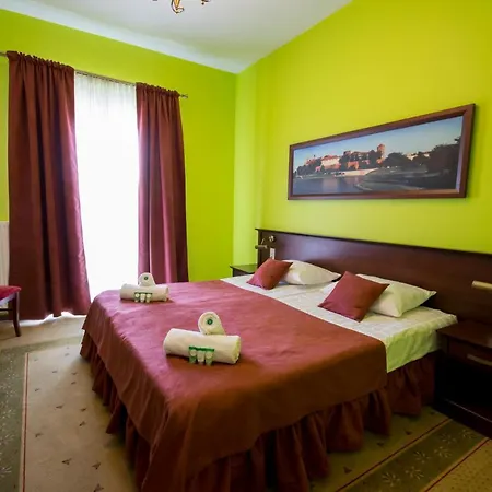 Bed & Breakfast Dworek Magnat