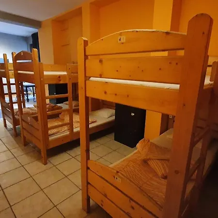 Hostel Momotown