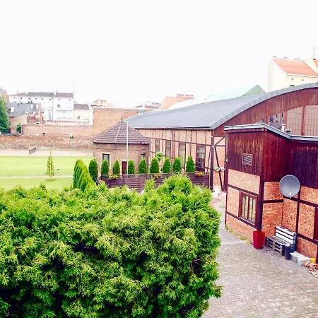Lejlighedshotel Miodosytnia 3*