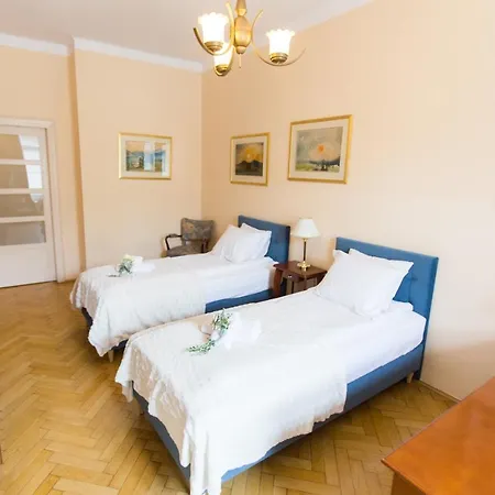 Apartments Roman Appartamento *