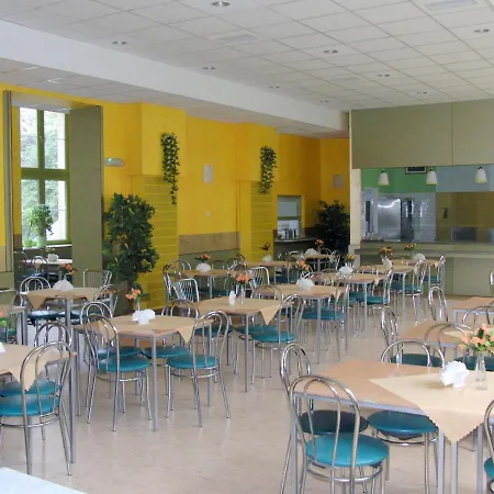 Nawojka Studenckie 2* Krasków