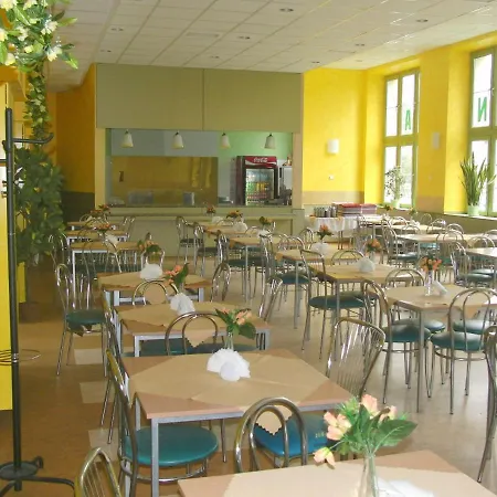 Ξενοδοχείο Nawojka Studenckie Krasków