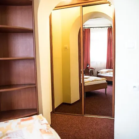 Hotel Zaczek Studenckie 2*