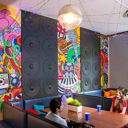 Vandrerhjem Let's Rock Party Hostel! Age Limit From 18 Until 40! Kraków