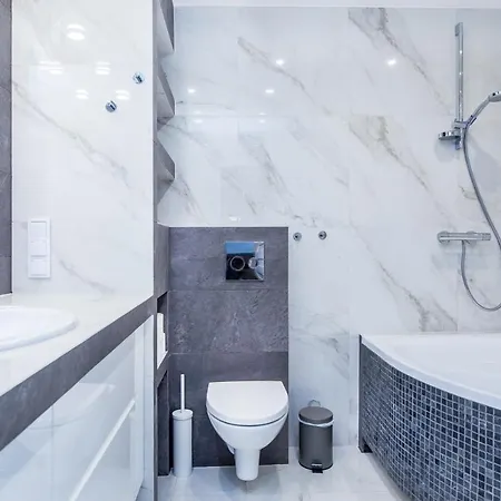 Apartament Mogilska Tower Near Tauron Arena By Inpoint - Free Underground Parking