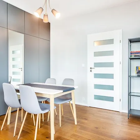 Apartment Mogilska Tower Near Tauron Arena By Inpoint - Free Underground Parking Krakow