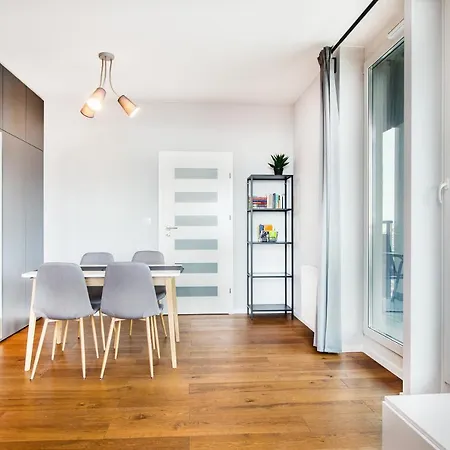 Apartment Mogilska Tower Near Tauron Arena By Inpoint - Free Underground Parking