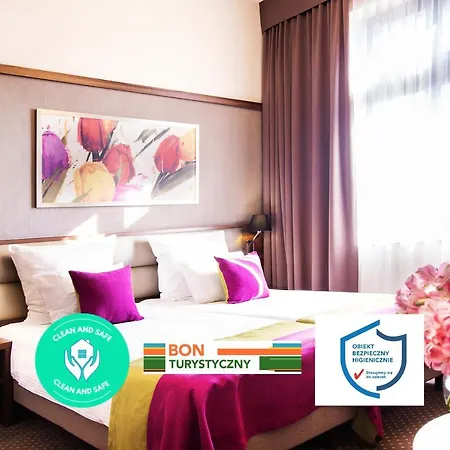 Hotel Golden Tulip Center 4*