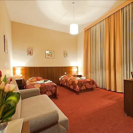 Otel Downtown Krakow