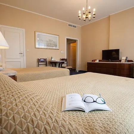 Grand Hotel 5*