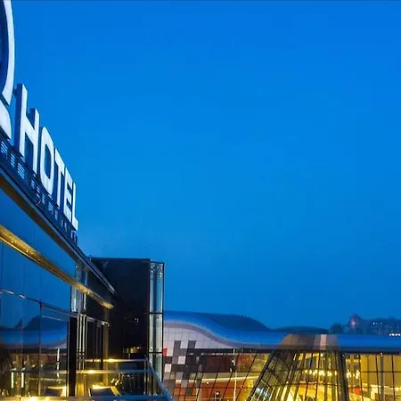 Hotel Q 4*