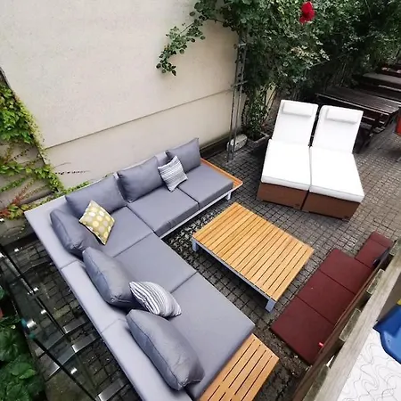 Little Britain Aparthotel Sauna&Daily Spa Hen&Stag Do Hotel apartamentowy