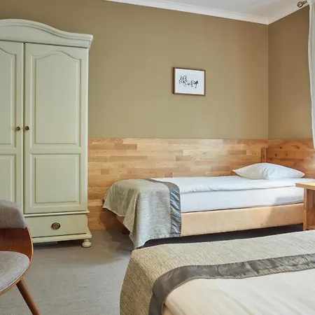 Hotel Batory 3*