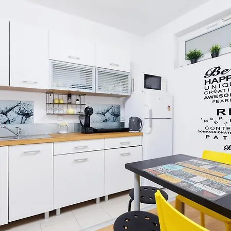 Studio Pradnik Bialy By Renters *