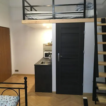 Main Square Apartament *