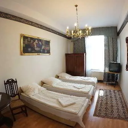 Florian Old Town Hotel 3*