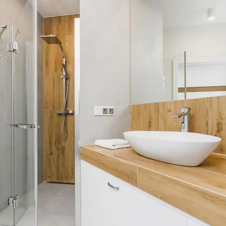 Plac Na Groblach By Renters Apartment Krakow