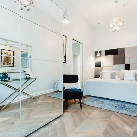 Aparthotel Z14 Boutique - Old Town 4*