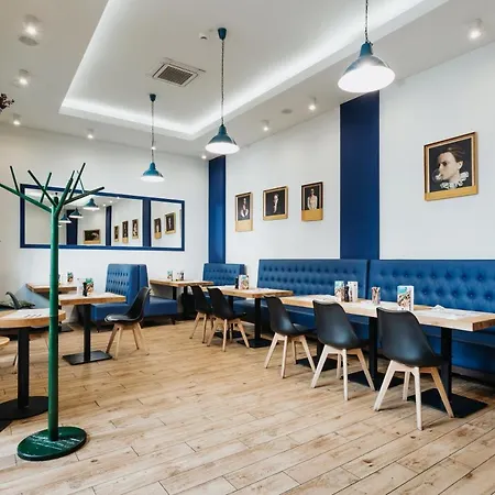 Otel 32 Old Town