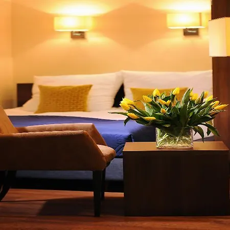 Aparthotel Armon 3*